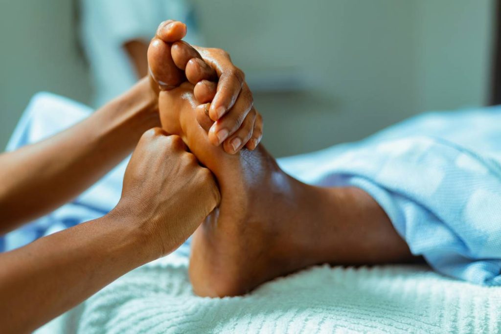 Foot Scrubber Dead Skin Remover: 7 Proven Tips to Avoid Painful Cracks and Calluses